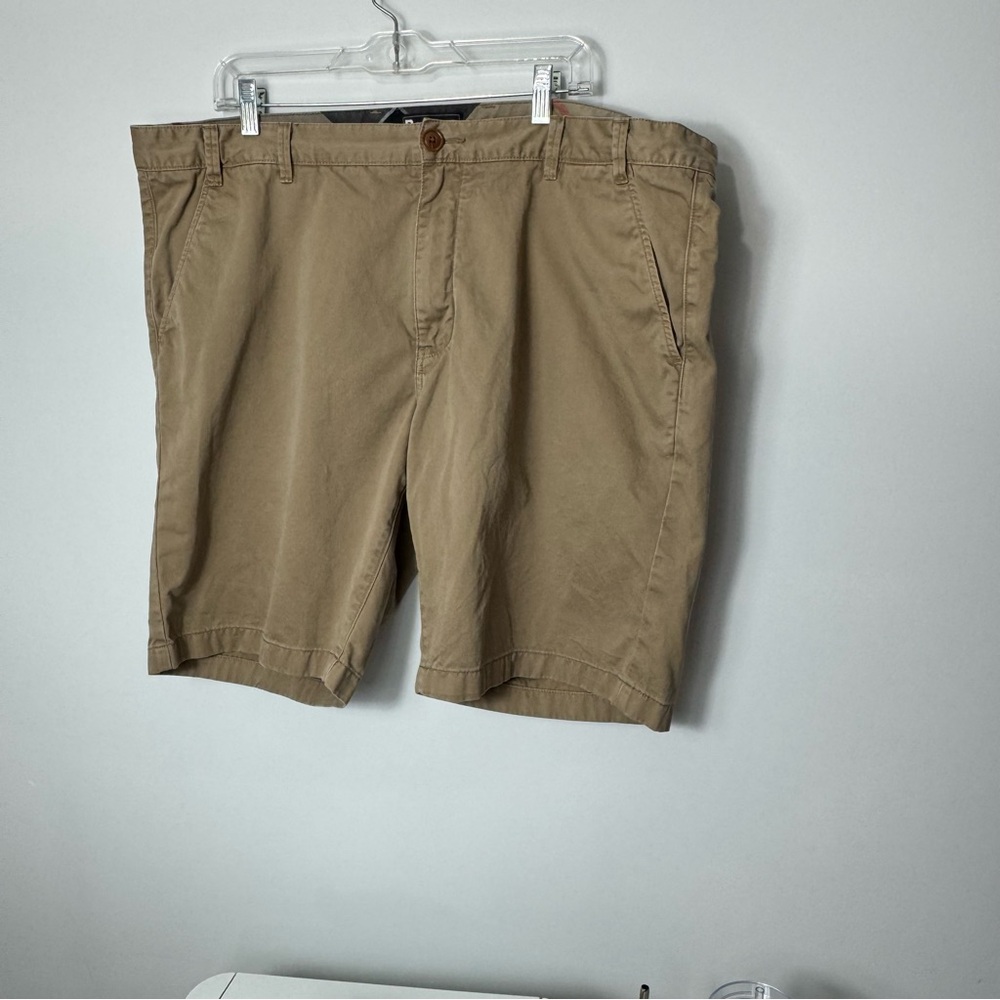 Barbour Men’s Khaki shorts size 44 2054